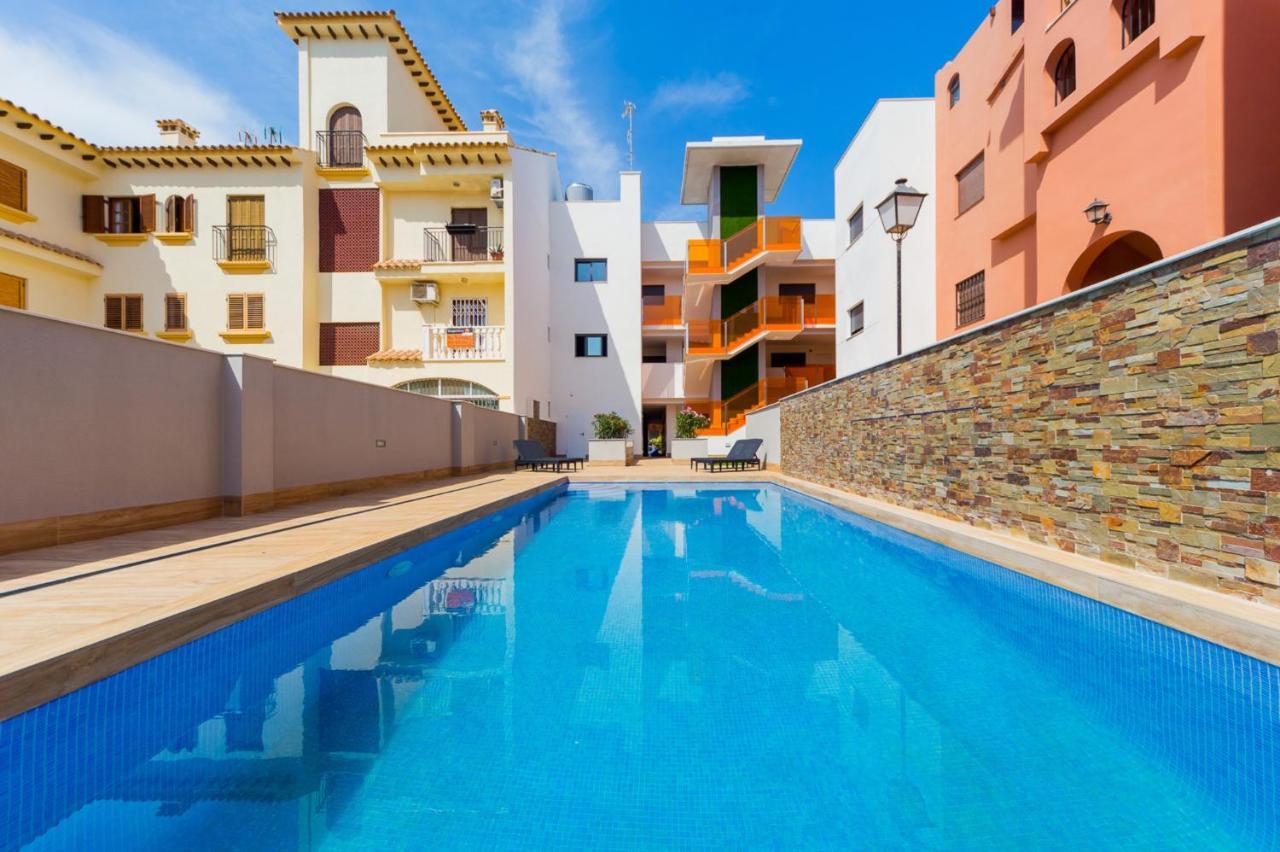 Beach And Рool Torrevieja Exterior photo